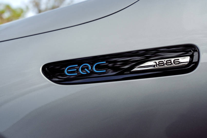 メルセデス・ベンツ 電気自動車 EQC 400 4MATIC