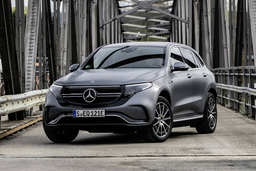メルセデス・ベンツ 電気自動車 EQC 400 4MATIC