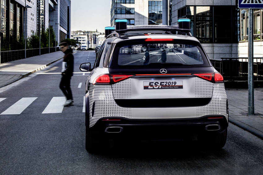 メルセデス・ベンツの先進安全実験車「ESV 2019」の全貌