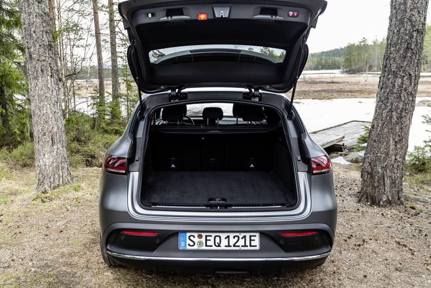 メルセデス・ベンツ 電気自動車 EQC 400 4MATIC
