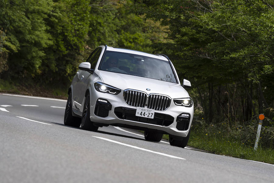 BMWらしく走りにもこだわりスポーツア クティビティ ヴィークルSAVと呼ぶ