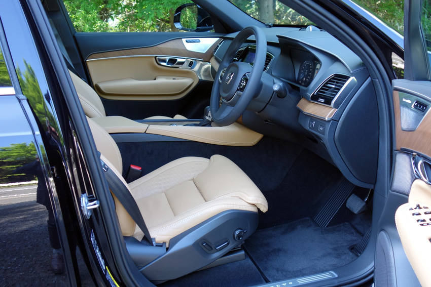 ボルボXC90 D5 試乗記