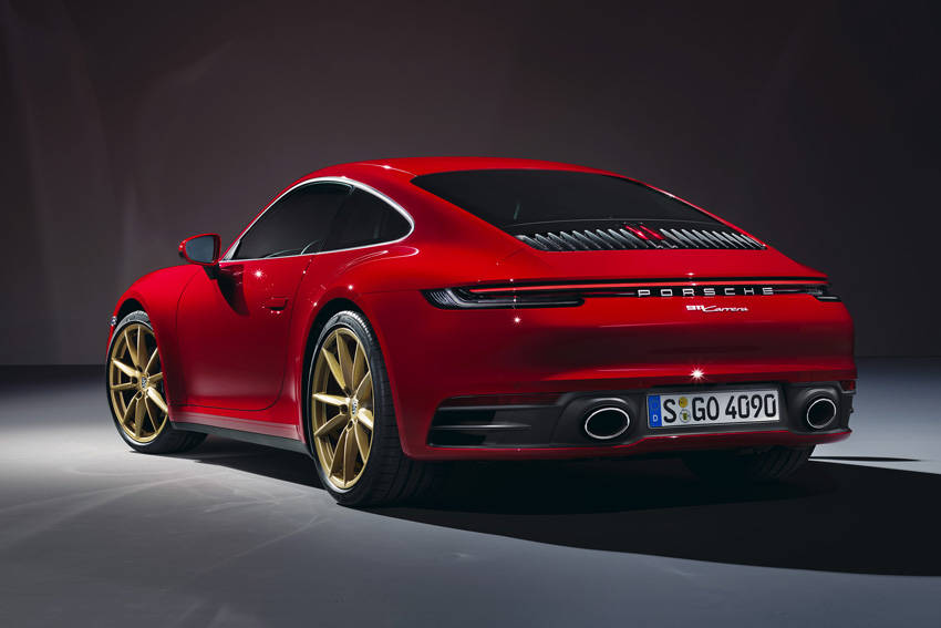 ポルシェ 新型911にエントリーモデル「911カレラ・クーペ」「911カレラ・カブリオレ」追加