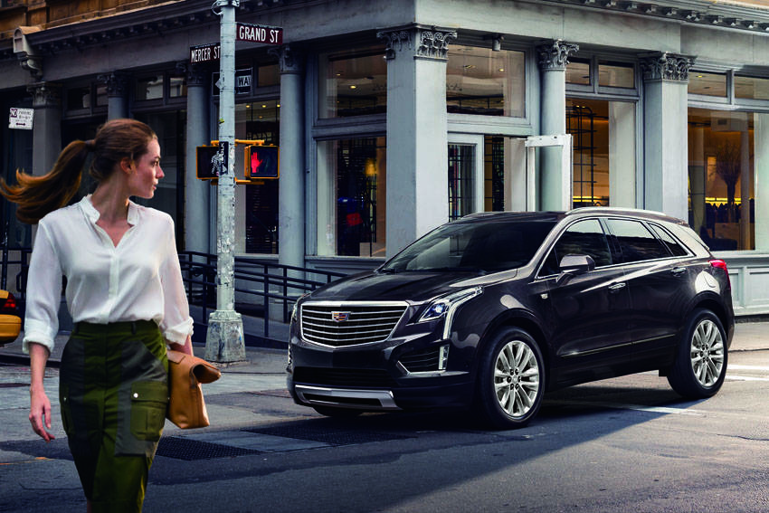 GM 限定モデル「キャデラック XT5 クロスオーバー SPORT EDITION」発売