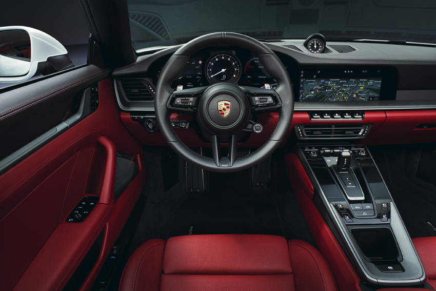 ポルシェ 新型911にエントリーモデル「911カレラ・クーペ」「911カレラ・カブリオレ」追加