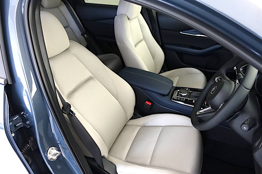 マツダ 新型CX-30