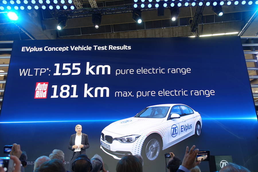 EVplusコンセプトは、新型8速ATに組み込まれたモーターによるプラグインハイブリッド