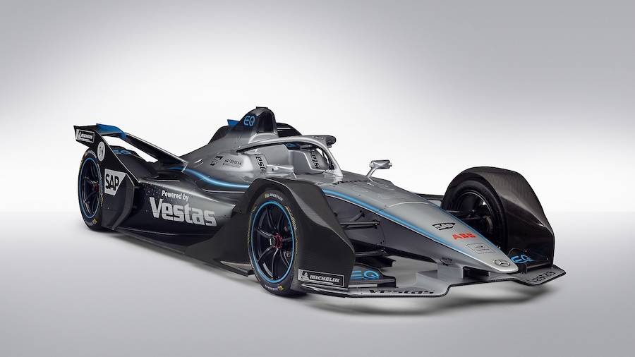 メルセデス・ベンツEQシルバーアロー01がお披露目された