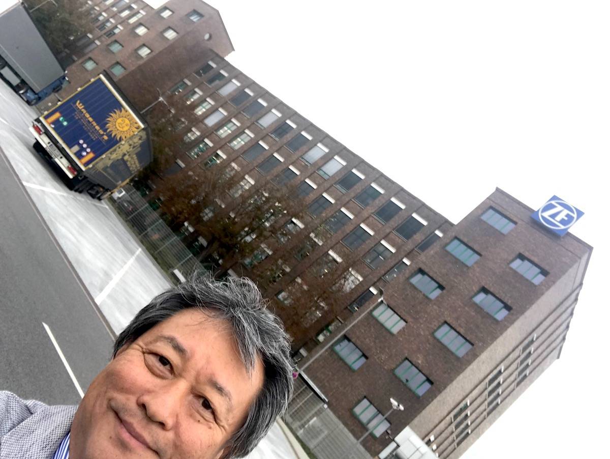 フランクフルトから東へ約200kmにあるシュバインフルトの街にZFのE-Mobility Centerがある