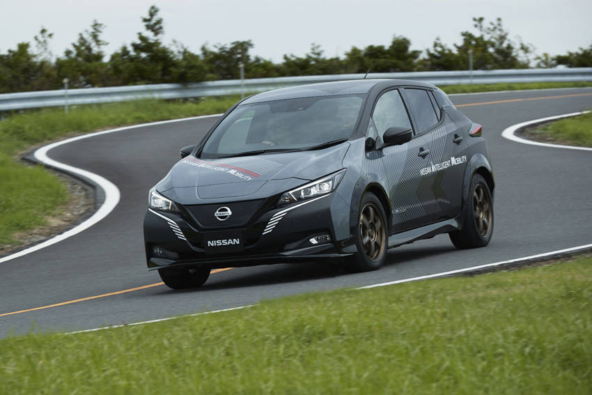 日産 新開発の新型SUV用電気駆動4WDシステム搭載実験車を公開