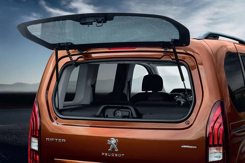 プジョー クロスオーバーMPV「リフター デビューエディション」