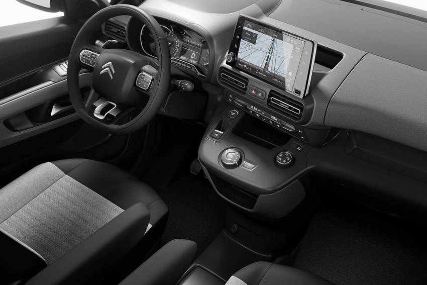 シトロエン 両側スライドドアのMPV「ベルランゴ デビューエディション」発売