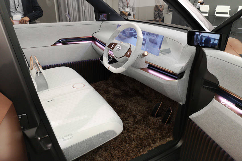 【東京モーターショー2019】日産 近未来のEVコンセプトカー2台出展