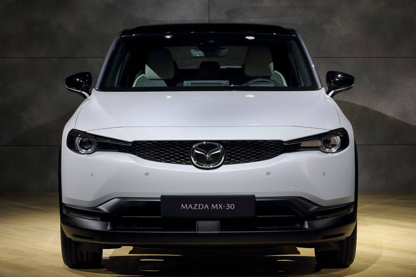 【東京モーターショー2019】マツダ 初の量産電気自動車「MX-30」登場