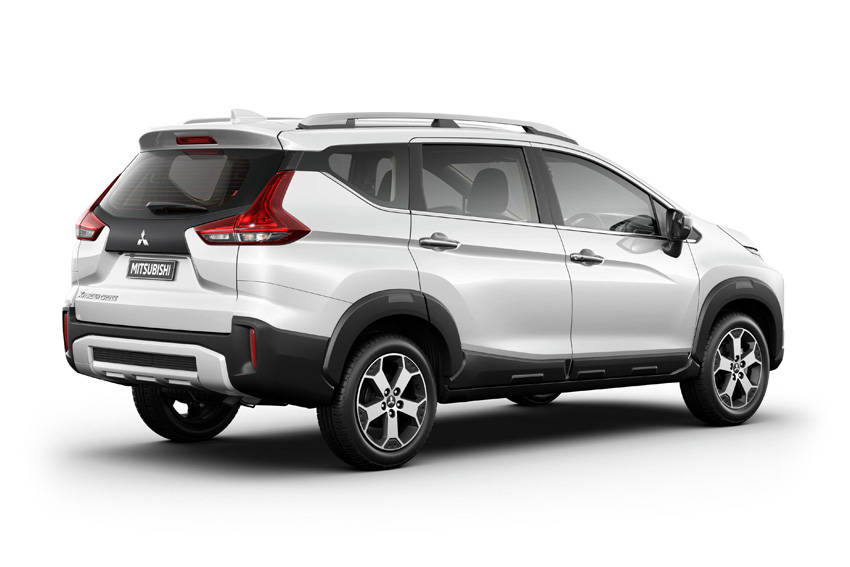 三菱のクロスオーバーMPV「エクスパンダー クロス」をインドネシアで発表
