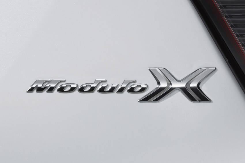 ホンダ ヴェゼルに待望の「モデューロX」追加