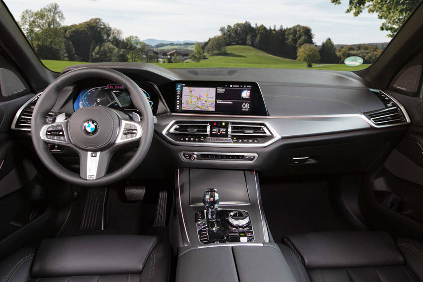 BMW 「X5」にPHEVとV8エンジン搭載モデルを追加