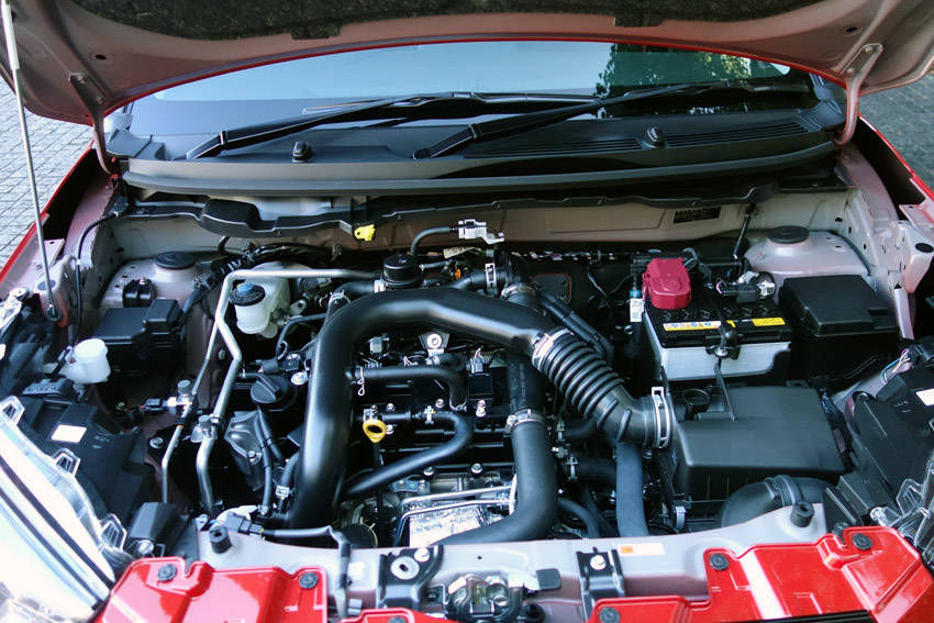 98ps/140Nmの1.0L・3気筒ターボ・エンジン