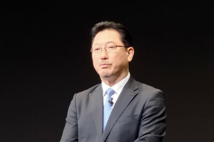 関潤副COO：パワートレーン生産技術、生産企画部門、アジア事業部門を経て中国の東風汽車合弁会社の総責任者に。その後アライアンス生産技術部門の責任者、事業回復担当専務を経て副COOに就任。