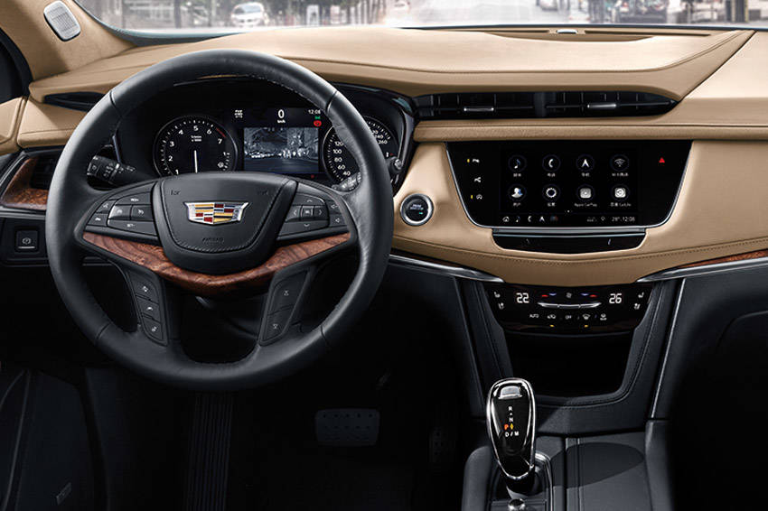 キャデラック ミッドサイズのクロスオーバーSUV「XT6」新登場