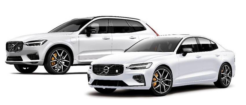 XC60 T8 ポールスター・エンジニアード（奥）とS60 T8 ポールスター・エンジニアード（手前）