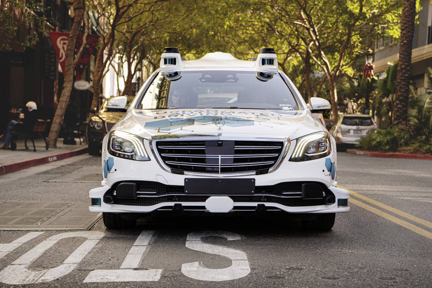 ボッシュとメルセデス・ベンツが自動運転の配車サービス実証実験を開始