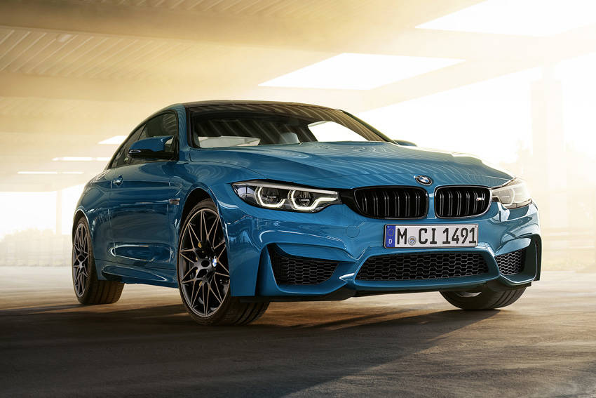 M4エディション・ヘリテージ。ボディカラーはラグナ・セカ・ブルー