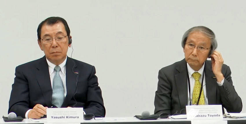 取締役の木村康議長（左）、指名委員会の豊田正和委員長。いずれも社外取締役だ