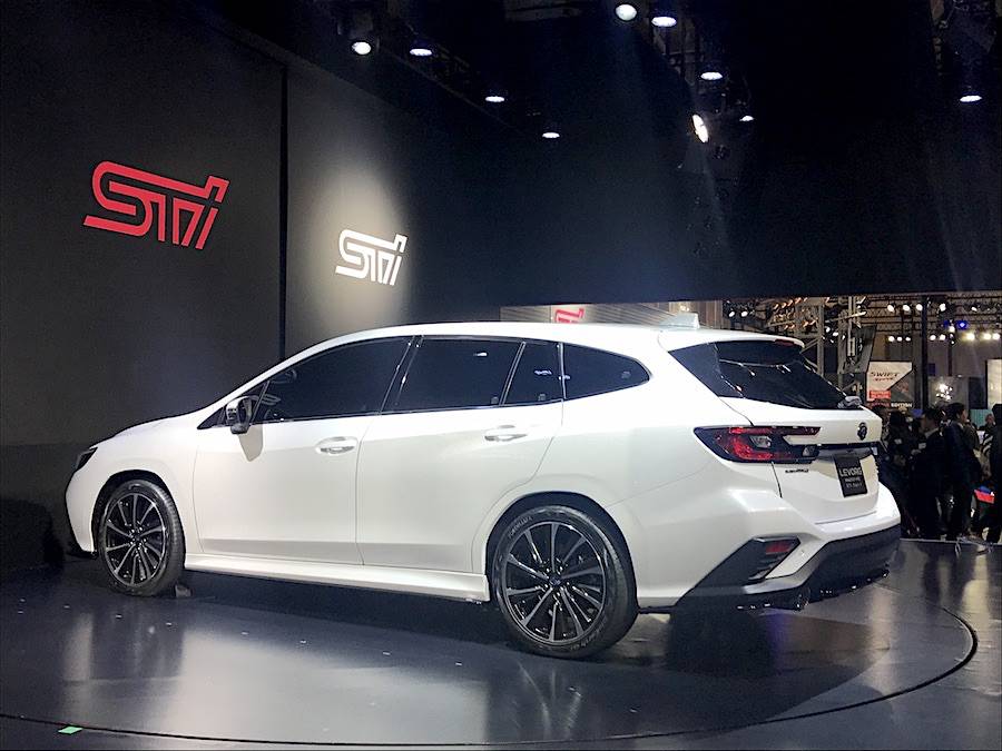 スバル 新型「レヴォーグ STIスポーツ・プロトタイプ」を東京オートサロンで初公開