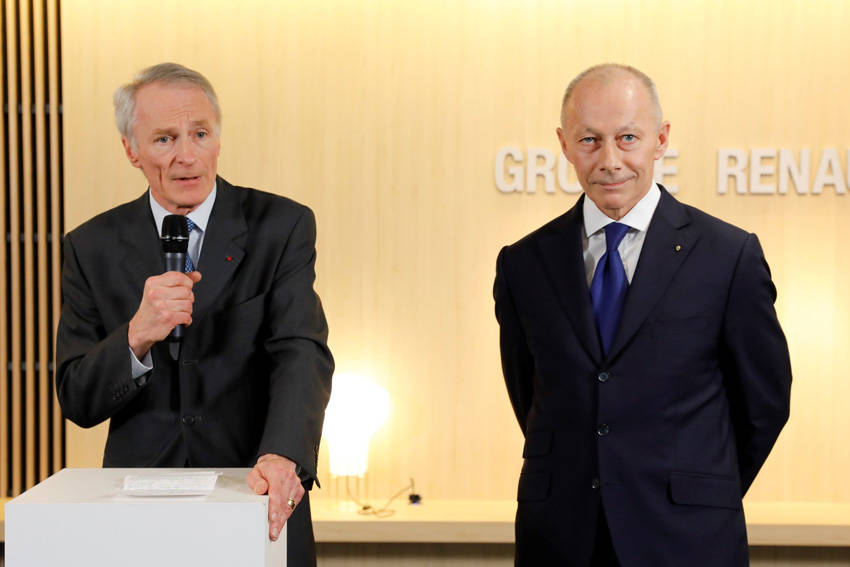 ジャンドミニク・スナール会長（左）とティエリー・ボロレCEO