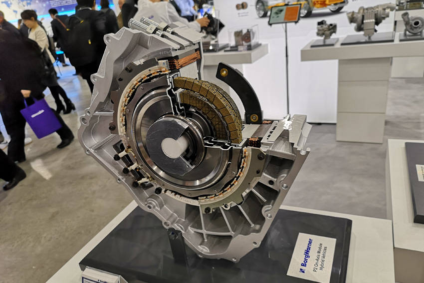 P2配置の駆動モーター・モジュール。2020年このユニットを搭載したハイブリッド乗用車がデビューする