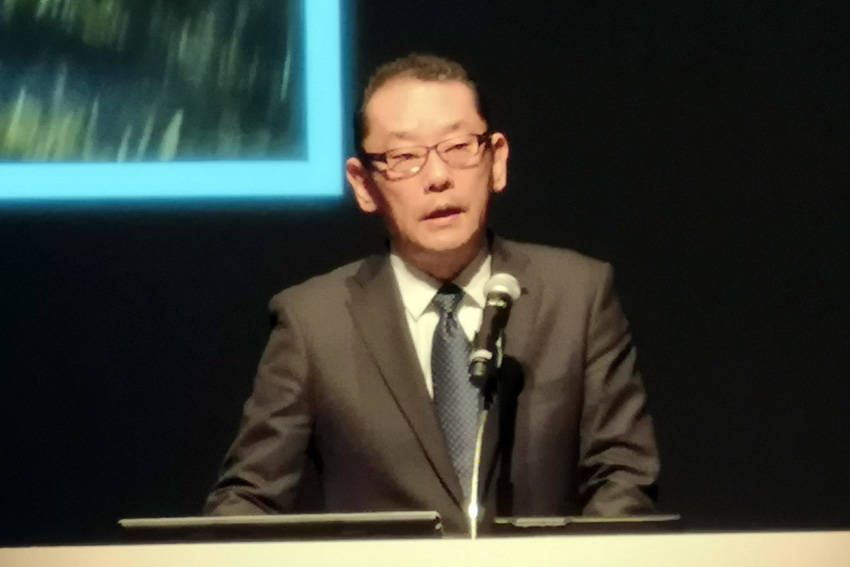 技術的な方向性をプレゼンテーションした大抜哲雄・最高技術責任者