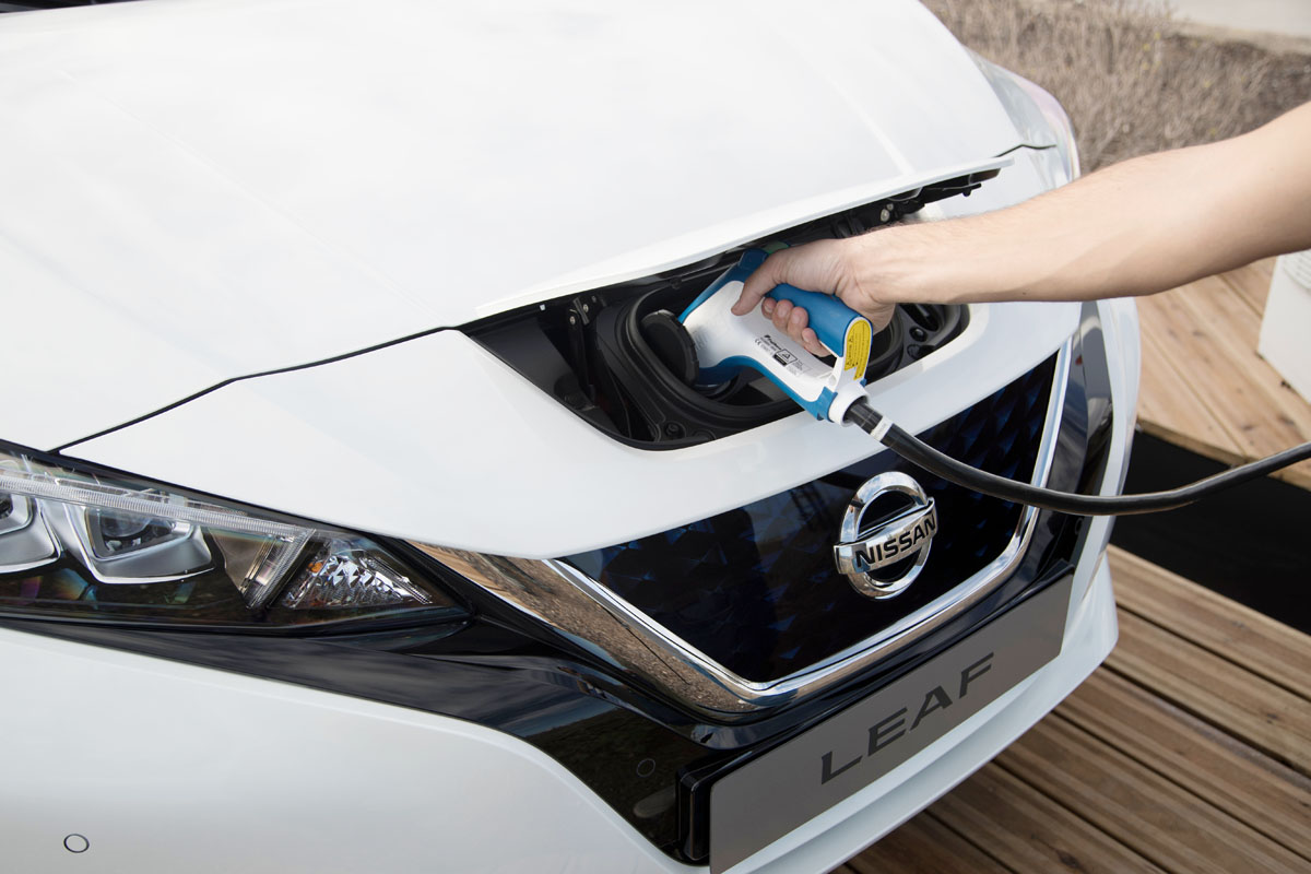 日産がEV充電サポートプログラムをリニューアル、電力を100%再エネ化へ