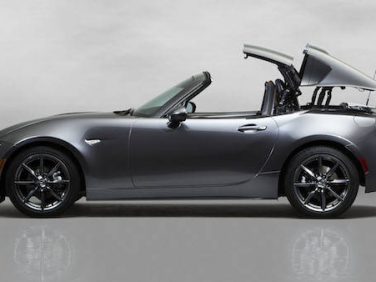 リトラクタブルハードトップモデル「MX-5 RF」