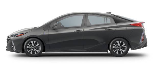 PRIUS_PHV_NY_03