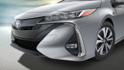 PRIUS_PHV_NY_04