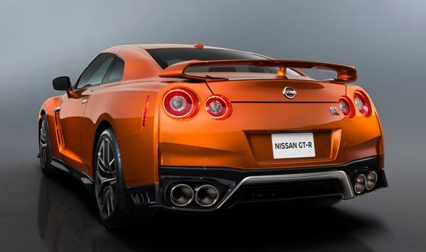 GTR_2017MODEL_02