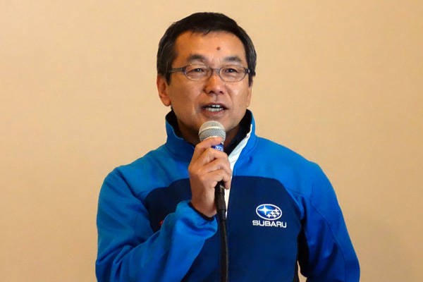 新任の菅谷重雄監督