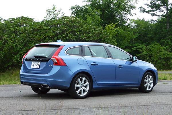 V60以外にもS60/XC60やV40にもD4を積極的に投入するボルボ