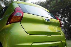 DATSUN_rediGO_05