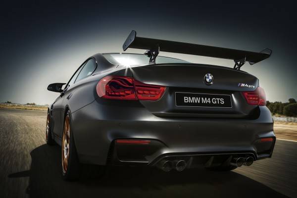 BMW M4 GTS