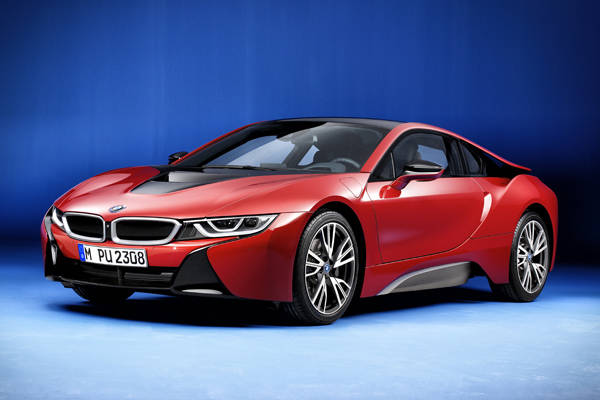 BMW i8 Protonic Red Edition