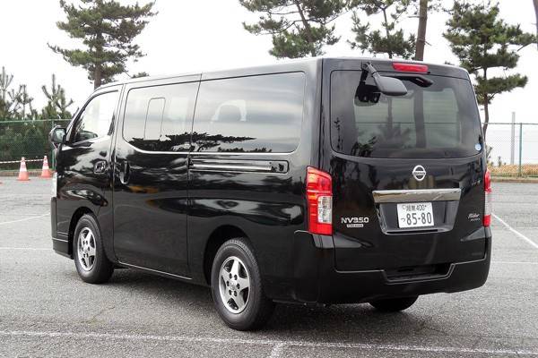 バンやワゴン、ワイド、ハイルーフ、低床/平床、乗車定員などバリエーションは豊富