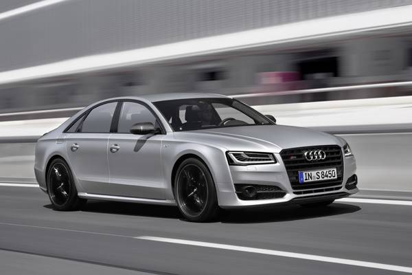 Audi S8 plus
