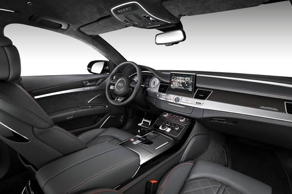 Audi S8 plus