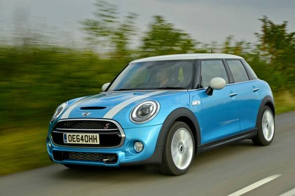 MINI クリーン・ディーゼル・エンジン・モデル