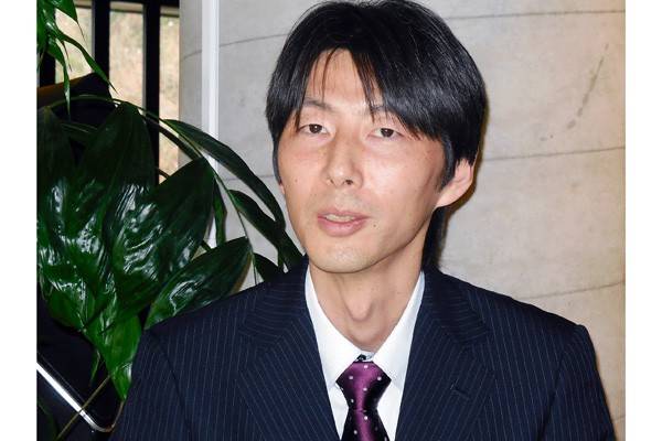 同時に話を伺ったエンジン設計を担当の青木幹典氏