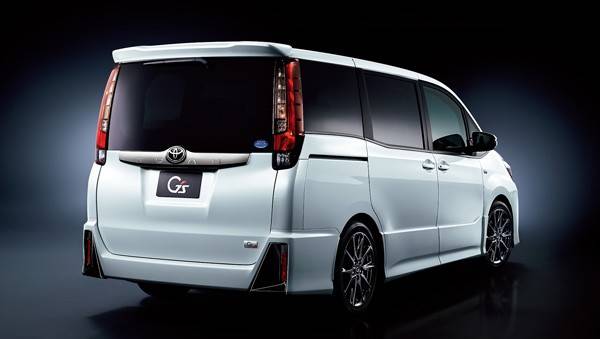 ノア Si“G's”（ホワイトパールクリスタルシャイン）＜オプション装着車＞