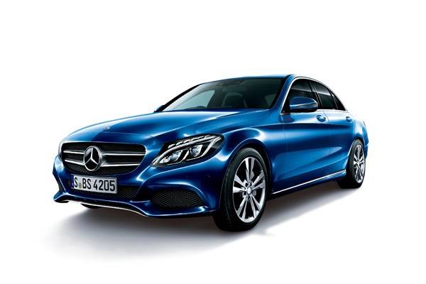 C350eはAMGを除いたCクラスのトップグレードに位置する