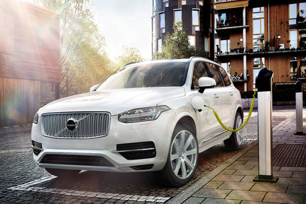 2016年1月に日本でも発表された新型XC90。PHEVモデルに期待が集まる